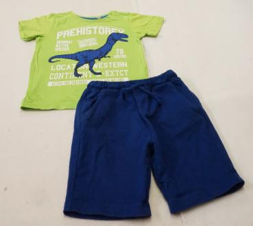 T-Shirt von C&A mit kurzer Hose von Next Gr. 98 (4199)