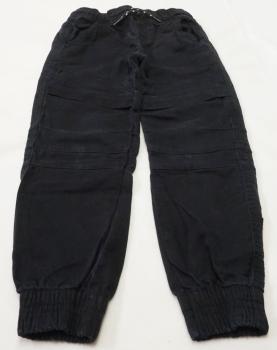 Jeanshose Gr. 134 von Chapter Young (933)