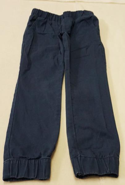 Jeanshose Gr. 116 von C&A (2859)